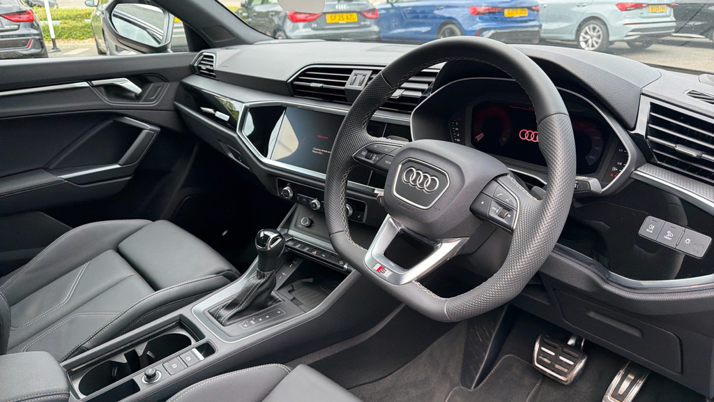 Audi Q3 Q3 35 Tfsi Black Edition S Tronic 20 Alloy LM75RBY Blue #6