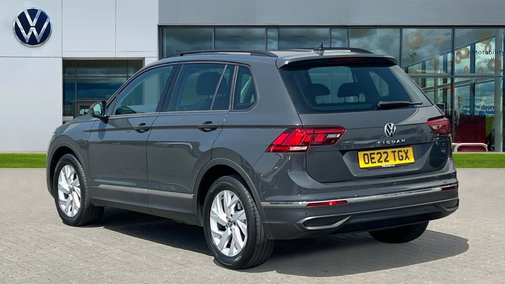 Volkswagen Tiguan Tiguan 1.5 Tsi 150 Life OE22TGX Grey #3