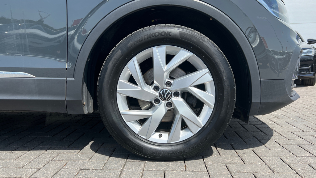 Volkswagen Tiguan Tiguan 1.5 Tsi 150 Life OE22TGX Grey #5