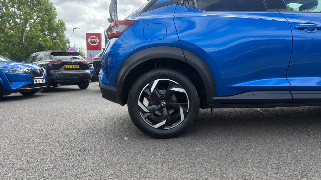 Nissan Juke Juke 1.6 Hybrid N-connecta DV24AYU Blue #4