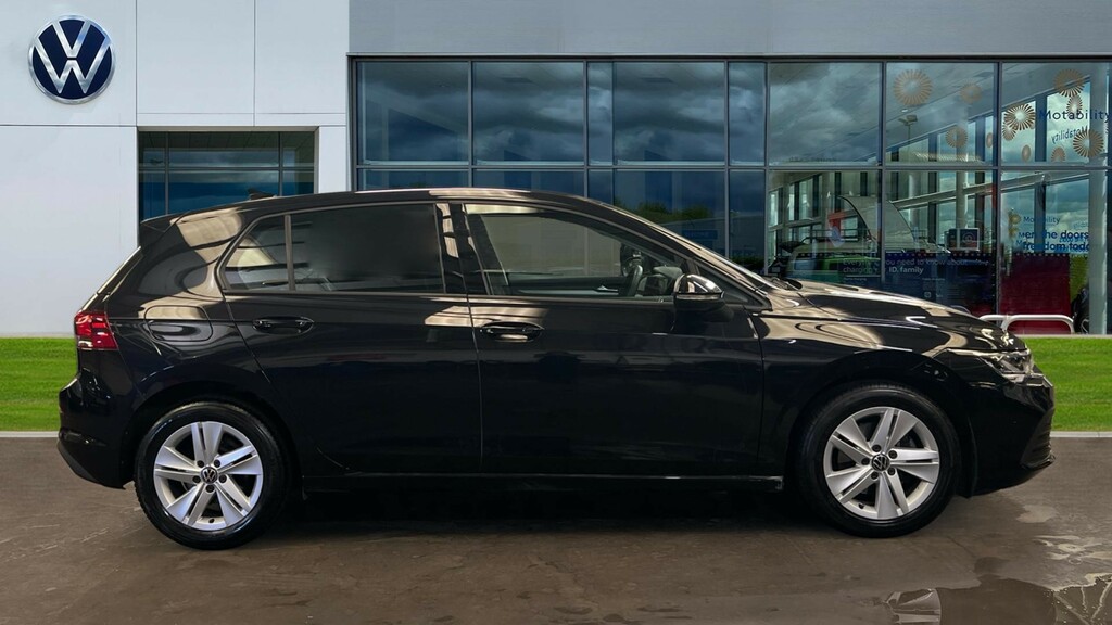 Volkswagen Golf Golf 1.5 Tsi Life GV71HZC Black #4