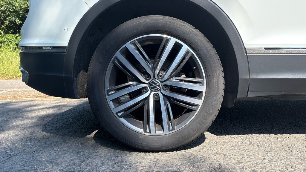Volkswagen Tiguan Tiguan 1.5 Tsi 150 Elegance Dsg LG21XSX White #5