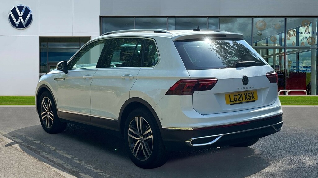 Volkswagen Tiguan Tiguan 1.5 Tsi 150 Elegance Dsg LG21XSX White #3