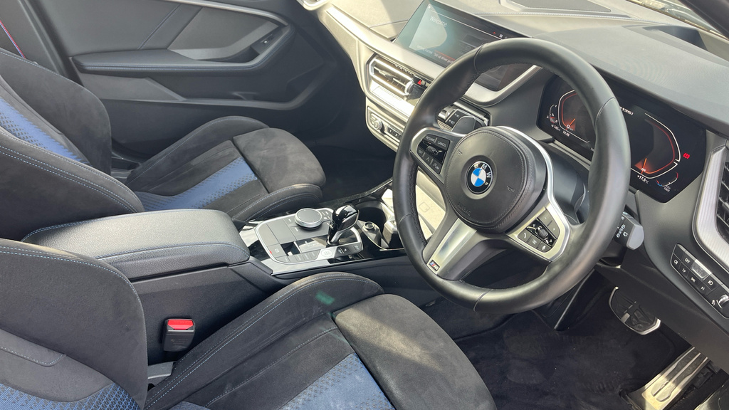 BMW 1 Series 1 Series M135i Xdrive Step HJ72YPH Black #6