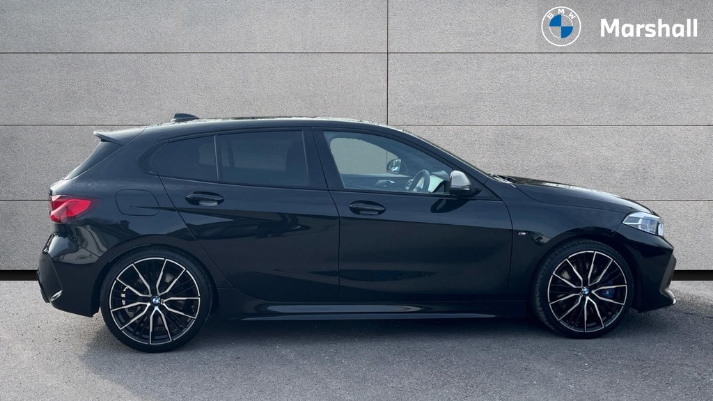 BMW 1 Series 1 Series M135i Xdrive Step HJ72YPH Black #3