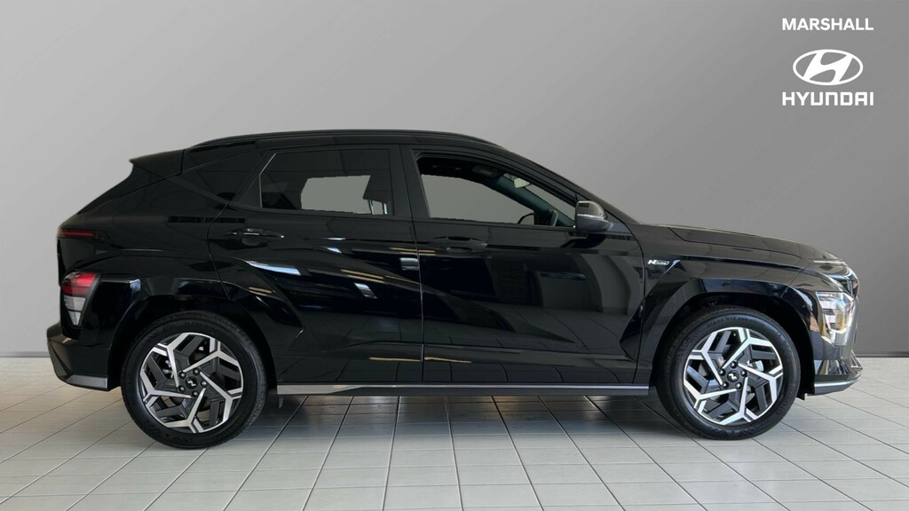 Hyundai Kona Kona 1.6 Hybrid 129 N Line Dct EF25HHK Black #2