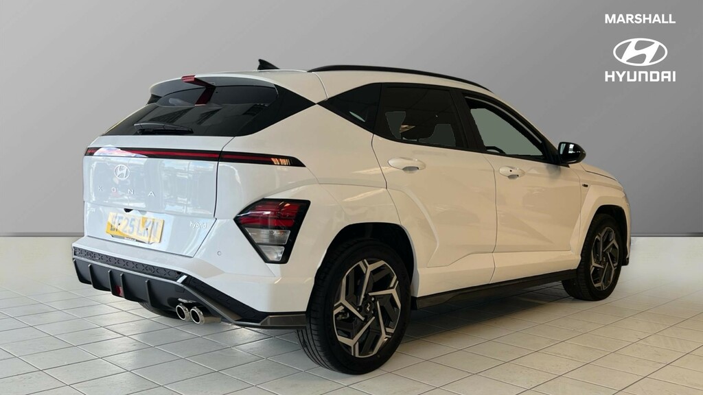 Hyundai Kona Kona 1.6 Hybrid 129 N Line Dct EF25LKN White #3