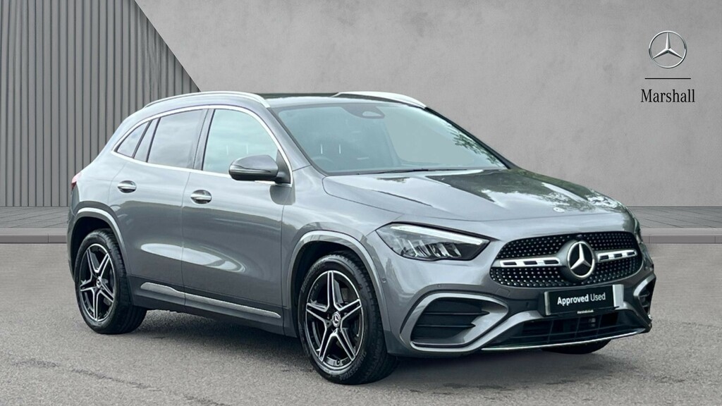 Mercedes-Benz GLA Class Gla 220D 4Matic Amg Line Executive Grey