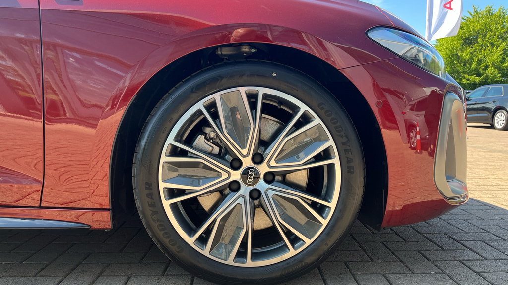 Audi A5 Audi A5 Saloon S Line E-hybrid Quattro 299 Ps S Tr Red #5