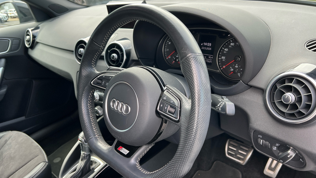 Audi A1 A1 1.4 Tfsi 125 Black Edition Nav S Tronic GD18MRV Black #6