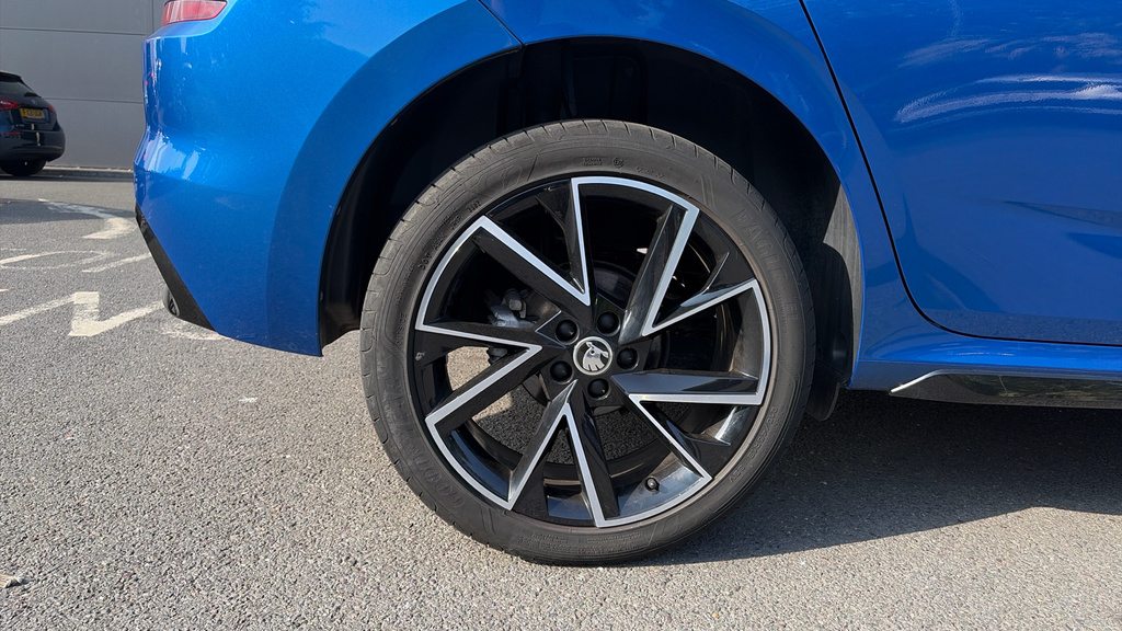 Skoda Kamiq Kamiq 1.5 Tsi Monte Carlo Dsg GK72OOB Blue #5