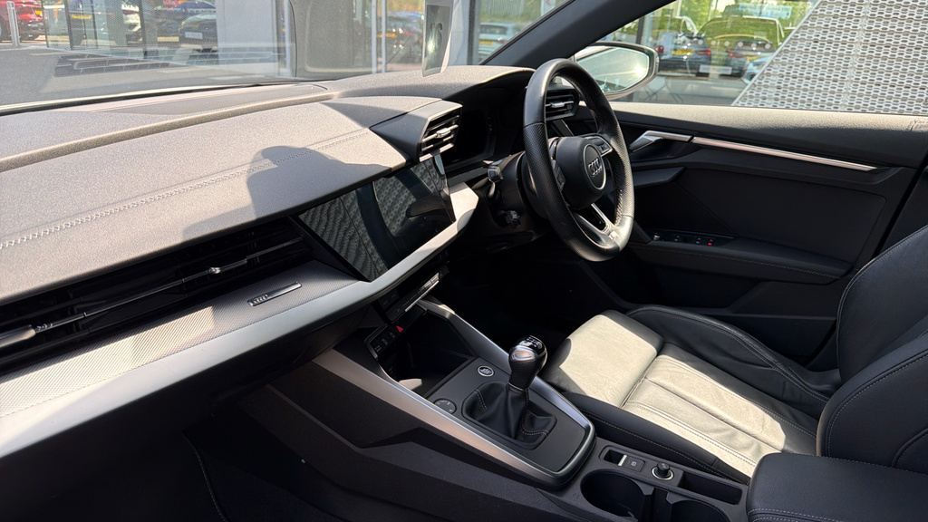 Audi A3 A3 35 Tfsi S Line GL72EUF White #2