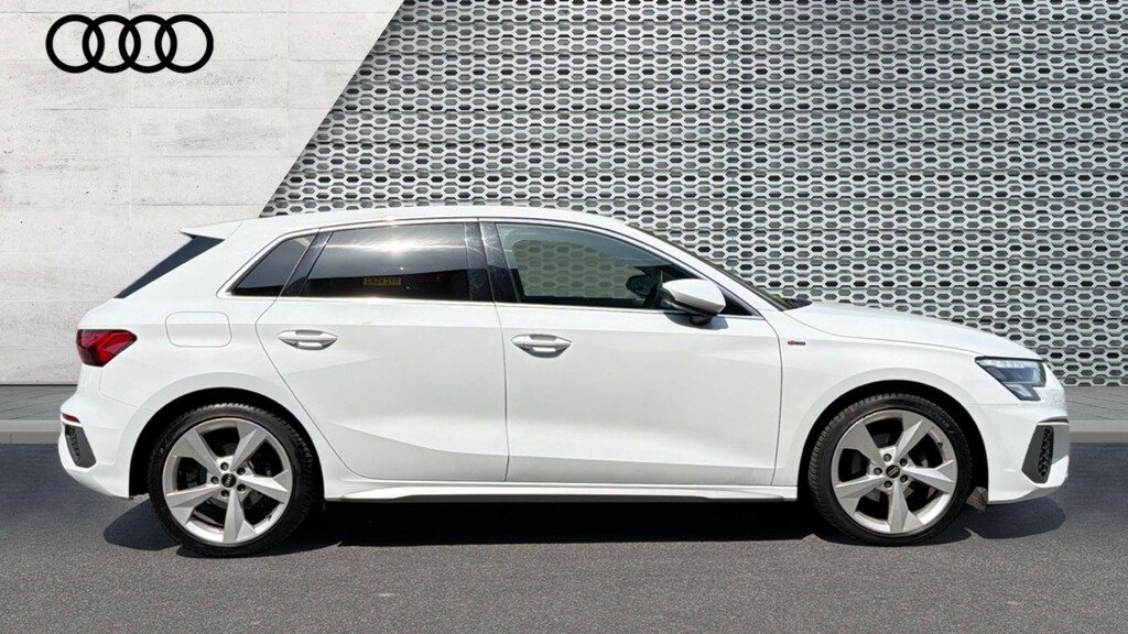 Audi A3 A3 35 Tfsi S Line GL72EUF White #4
