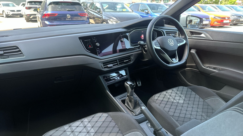 Volkswagen Polo Polo 1.0 Tsi 110 R-line Dsg RY24YEL Silver #2