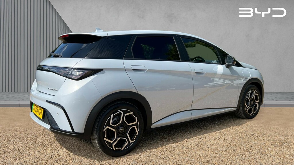 Byd Dolphin Dolphin 150Kw Design 60.4Kwh Hatchback White #3