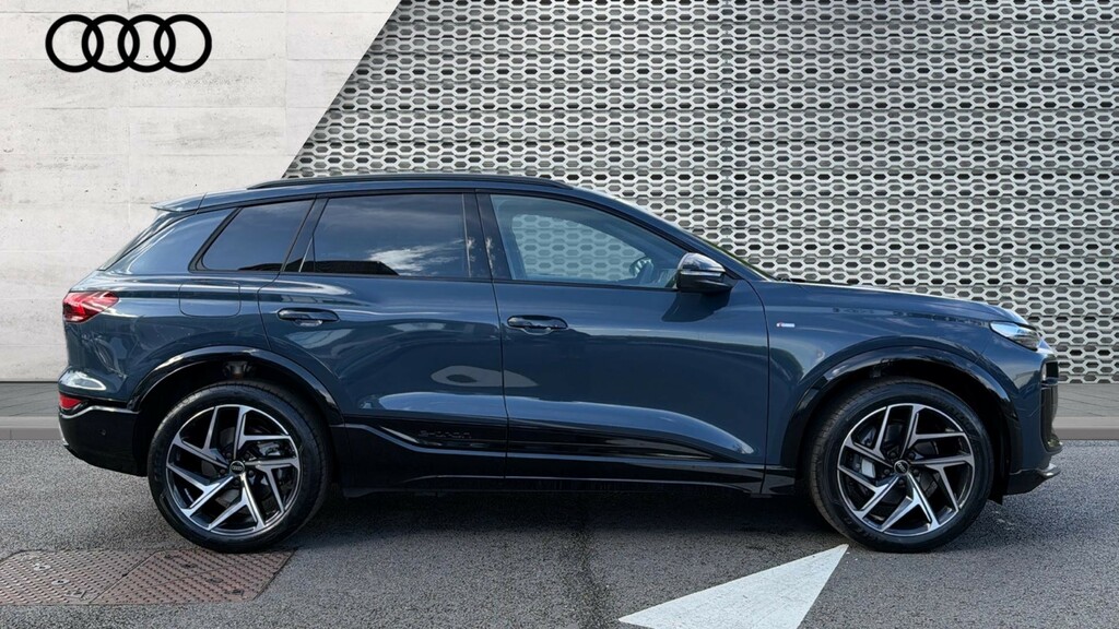 Audi Q6 E-Tron Audi Q6 Suv Black Edition E-tron Quattro 315,00 Kw GN26WBF Blue #4