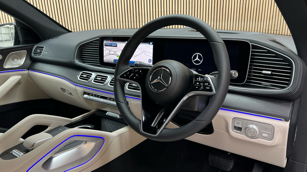 Mercedes-Benz GLE Coupe Gle 450D 4Matic Amg Line Premium Plus Coupe Black #3