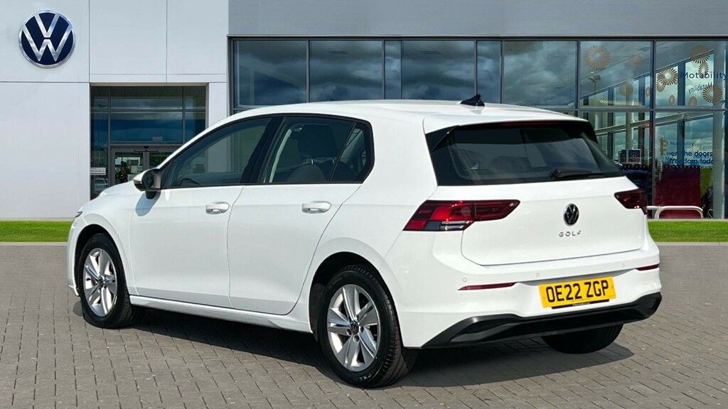 Volkswagen Golf Golf 1.5 Tsi Life OE22ZGP White #2