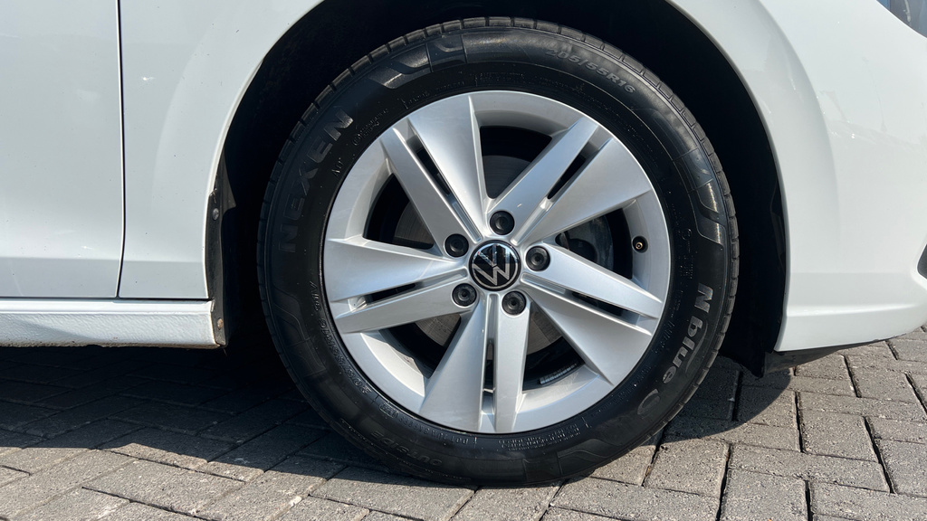 Volkswagen Golf Golf 1.5 Tsi Life OE22ZGP White #4