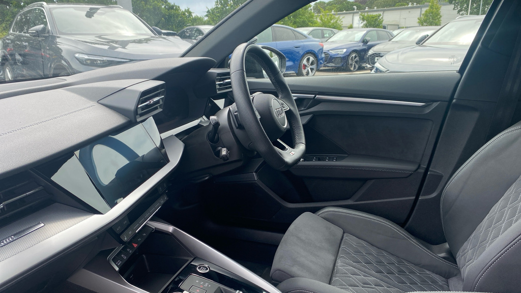 Audi A3 A3 35 Tfsi Edition 1 S Tronic WH23KRO Blue #2