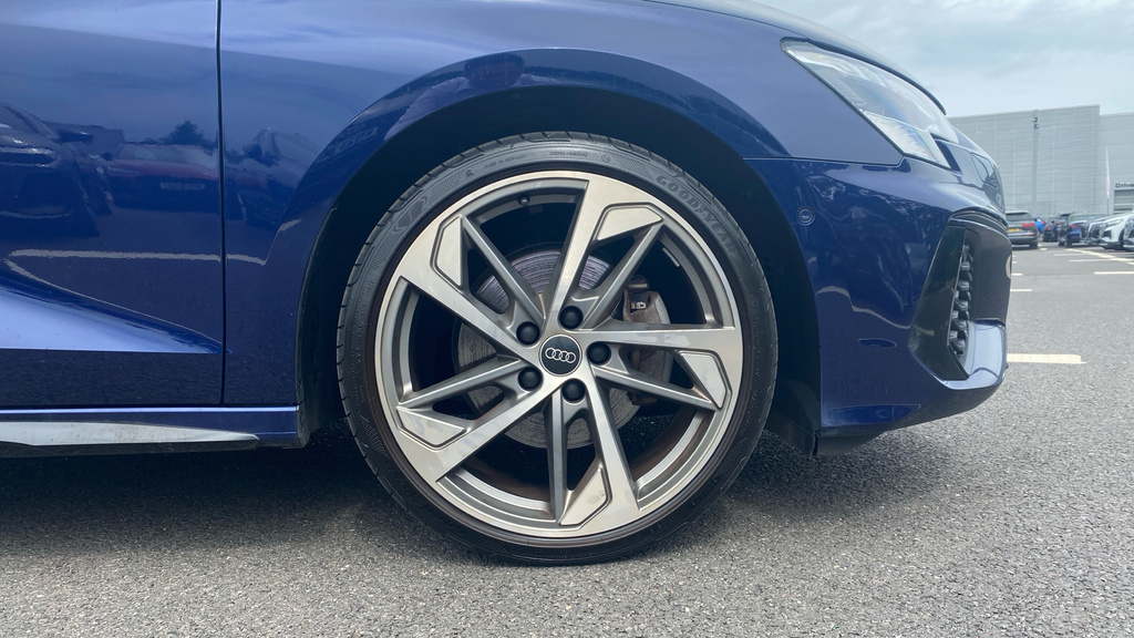 Audi A3 A3 35 Tfsi Edition 1 S Tronic WH23KRO Blue #5