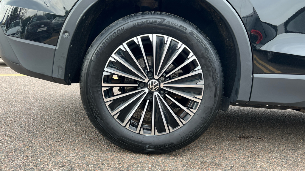 Volkswagen Tiguan Tiguan 1.5 Tsi Ehybrid Match Dsg GF25OXV Black #5