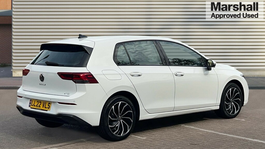 Volkswagen Golf Golf 1.0 Etsi Life Dsg LL22VLS White #3