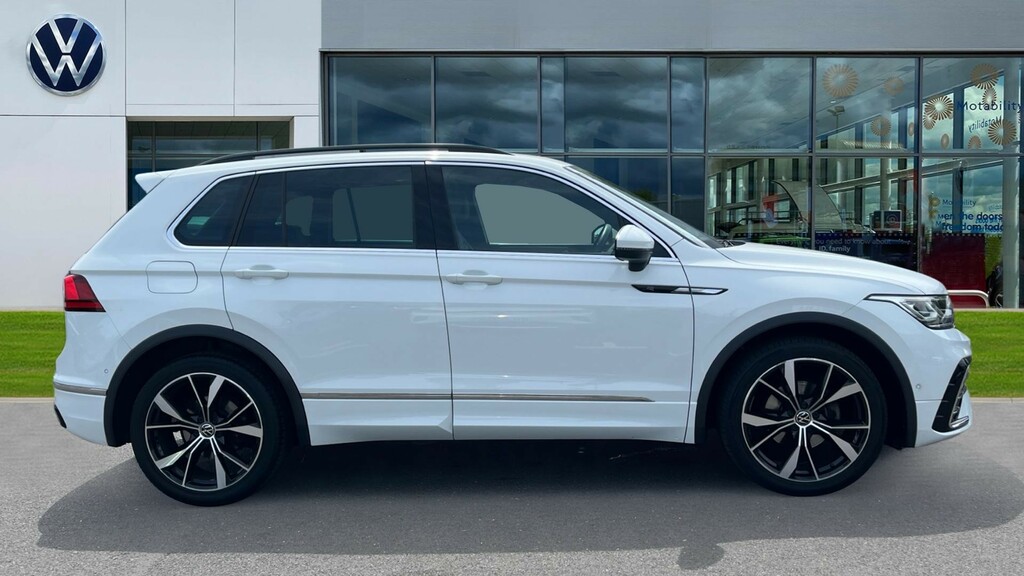 Volkswagen Tiguan Tiguan 1.5 Tsi 150 R-line Dsg LB23ZTJ White #4