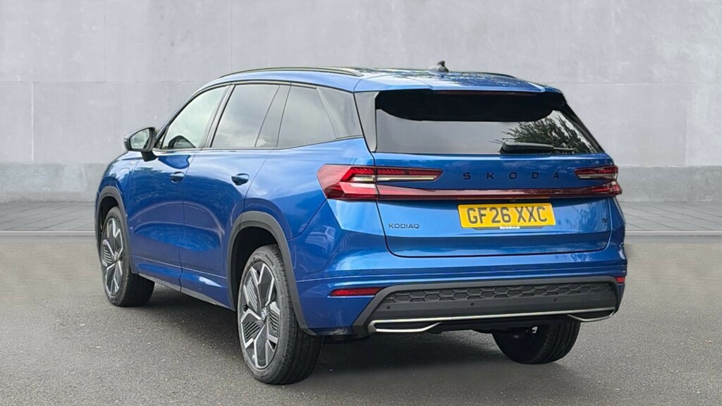 Skoda Kodiaq Kodiaq Sportline 5 Seats 1.5 Tsi Iv 204 Ps Dsg GF26XXC Blue #3