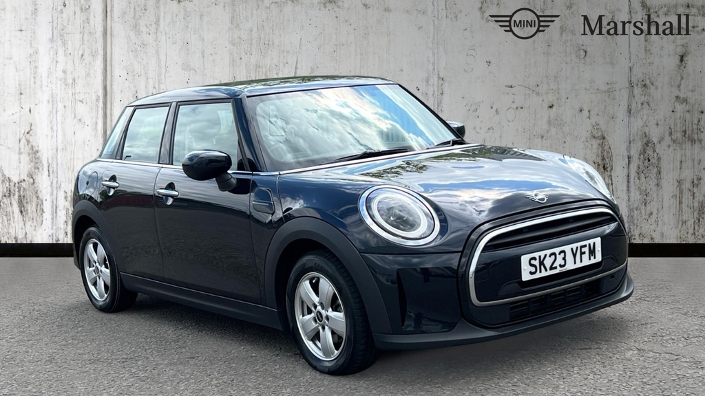 Mini Hatch Hatchback 1.5 Cooper Classic Premium Black