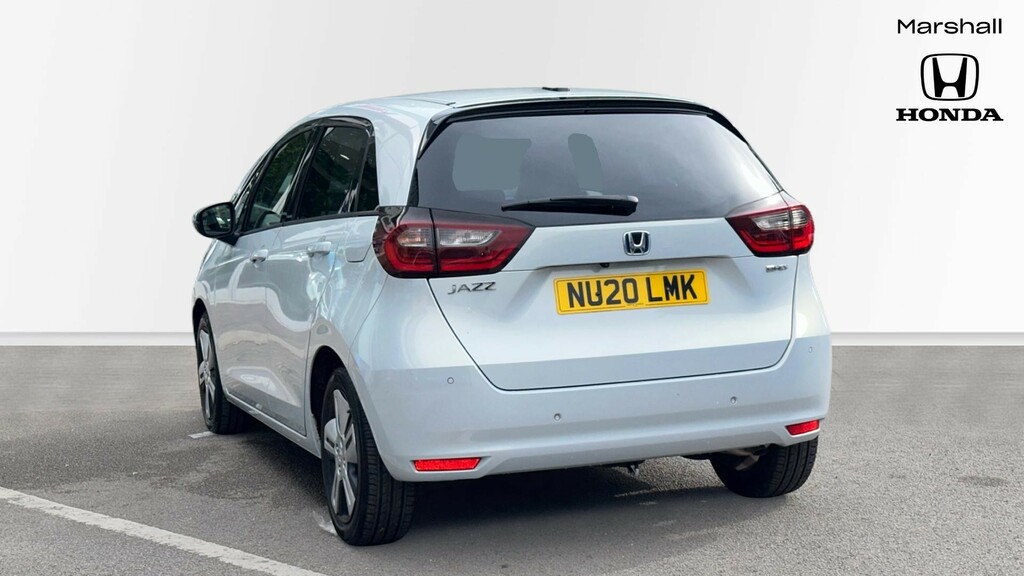 Honda Jazz Jazz 1.5 I-mmd Hybrid Ex Ecvt NU20LMK White #3