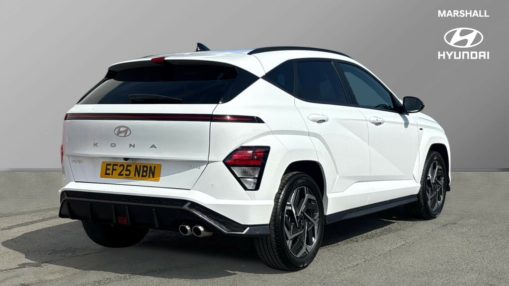 Hyundai Kona Kona 1.6 Hybrid 129 N Line Dct EF25NBN White #3