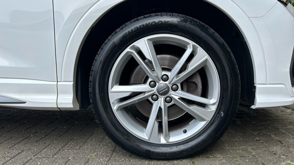 Audi Q3 Q3 40 Tdi Quattro S Line S Tronic White #5