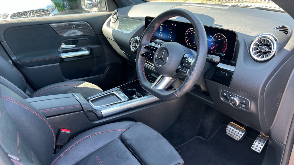 Mercedes-Benz GLA Class Gla 200 Amg Line Executive HN24YFU Grey #3