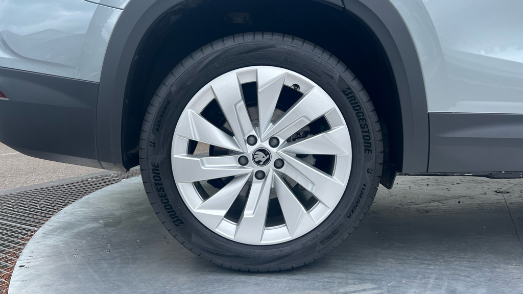 Skoda Kodiaq Skoda Kodiaq Estate 1.5 Tsi E-tec Se L Dsg 7 Silver #5