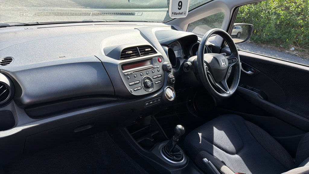 Honda Jazz Jazz 1.4 I-vtec Es Plus PL14HXR Brown #2