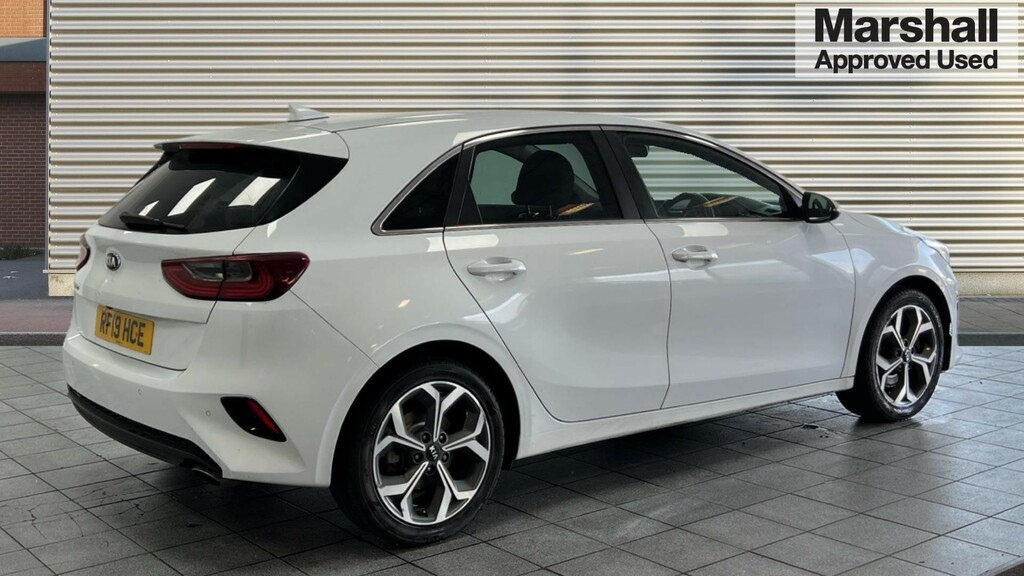 Kia Ceed Ceed 1.6 Crdi Isg 3 Dct RF19HCE White #3