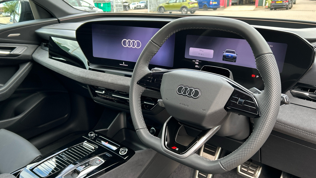 Audi Q6 E-Tron Audi Q6 E-tron Estate 225Kw Performance 100Kwh Spo Blue #6