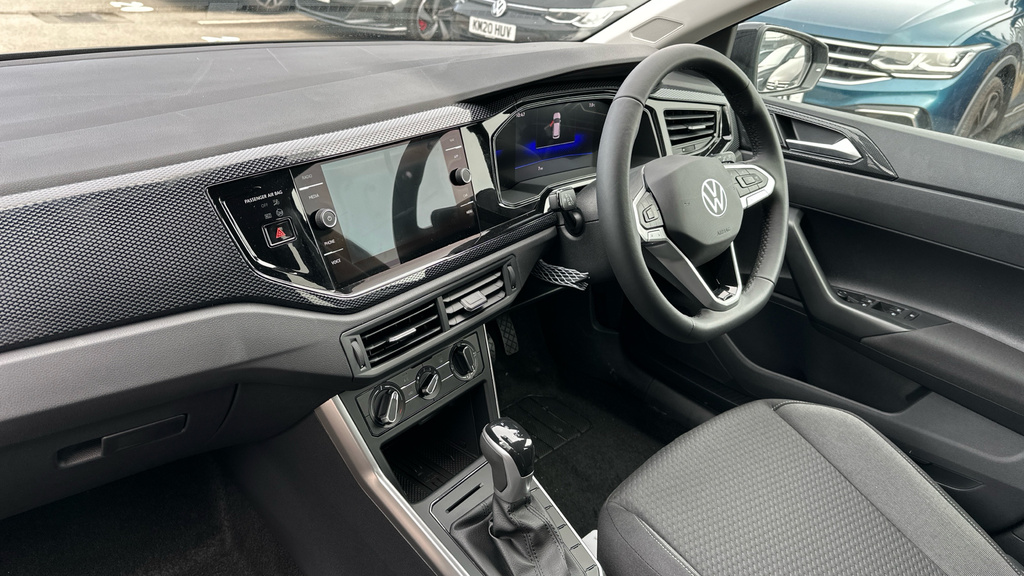 Volkswagen Polo Polo Match 1.0 Tsi 95Ps 7-Speed Dsg LO75GFZ Black #2