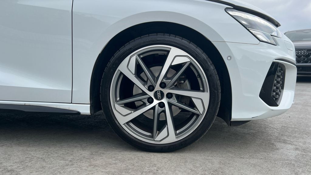 Audi A3 A3 35 Tfsi Black Edition S Tronic Tech Pack GK24CYT White #5