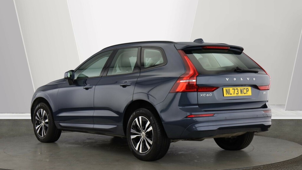 Volvo XC60 Xc60 2.0 B5p Core Awd Geartronic Blue #3