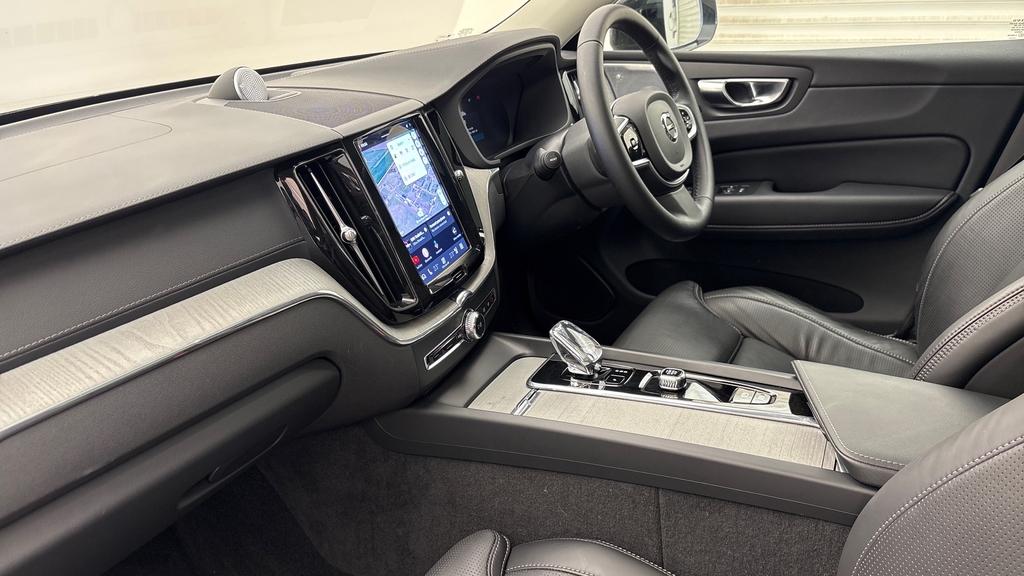 Volvo XC60 Xc60 2.0 B5p Ultra Dark Awd Geartronic RV25TBU Silver #6