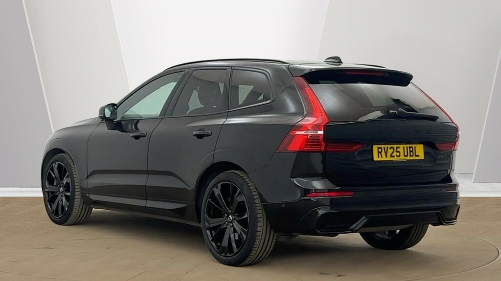 Volvo XC60 Xc60 2.0 B5p Ultra Black Edition Awd Geartroni RV25UBL Black #3