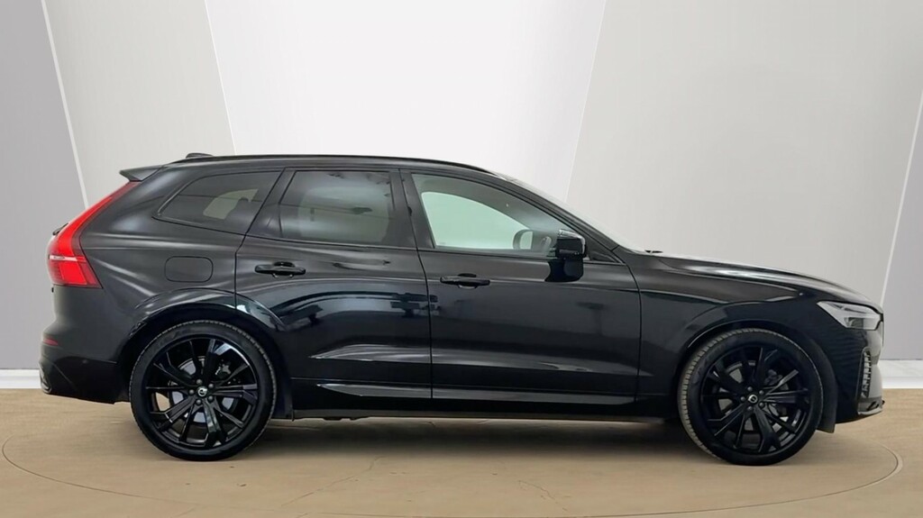 Volvo XC60 Xc60 2.0 B5p Ultra Black Edition Awd Geartroni RV25UBL Black #2