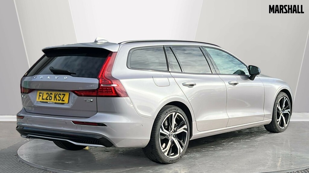 Volvo V60 Volvo V60 Sportswagon 2.0 T8 455 Phev Ultra Dark Silver #2