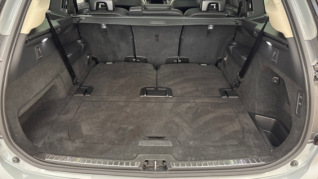 Volvo XC90 Xc90 2.0 B5p Ultra Dark Awd Geartronic RJ25EWV Grey #5