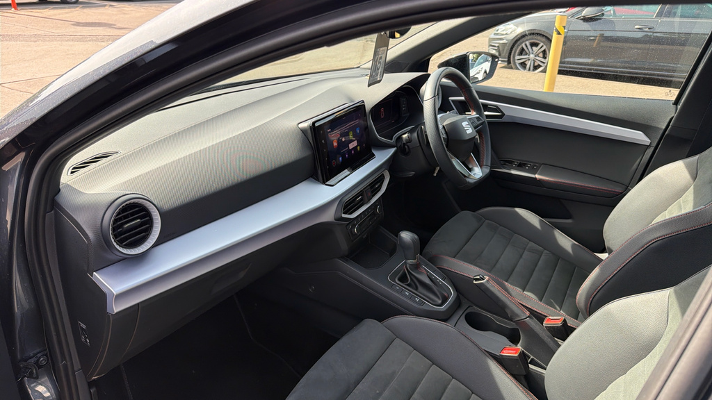 Seat Ibiza Ibiza 1.0 Tsi 115 Fr Sport Dsg FN74GNZ Grey #2