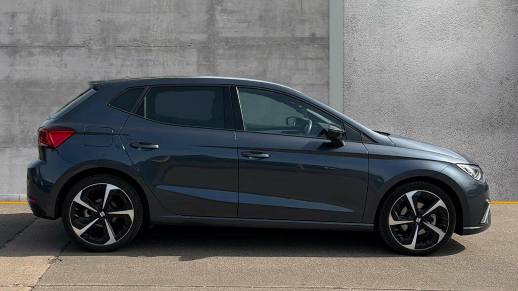 Seat Ibiza Ibiza 1.0 Tsi 115 Fr Sport Dsg FN74GNZ Grey #4