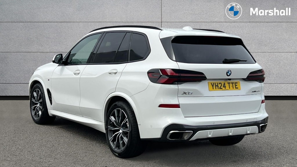 BMW X5 X5 Xdrive40d Mht M Sport YH24TTE White #2