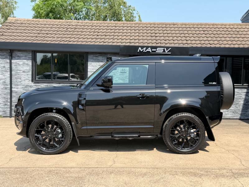 Land Rover Defender 90 90 3.0 D250 Hard Top S Bespoke Styling - 20 Black #4